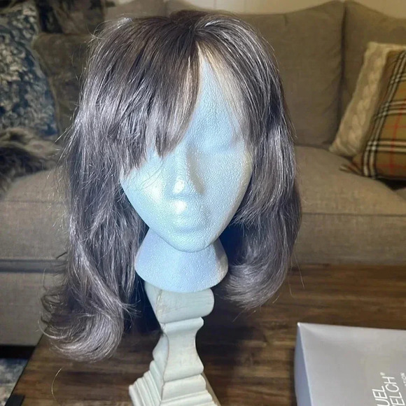 RAQUEL WELCH Signature Collection HairUWear Hairpiece Brown Synthetic WIG - Picture 3 of 17